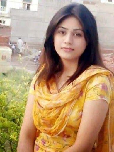 Female escort in lucknow - Contact Reena - 9506933788